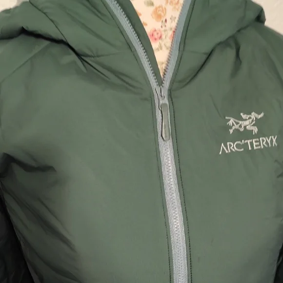 Arc'teryx Women's Atom Forest Green Ski Jacket Hoody - Picture 3 of 5